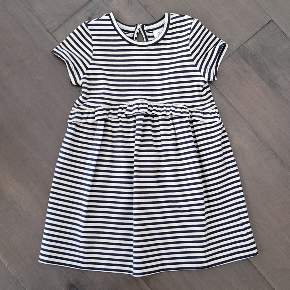 NWT Baby GAP Striped Navy Ruffle dress 3T